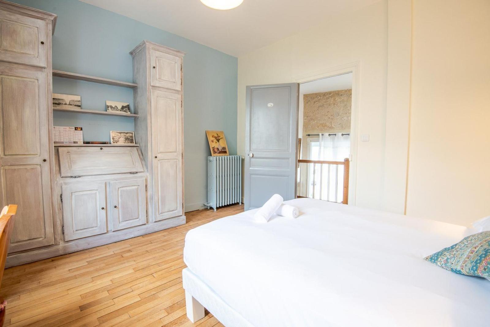 Hotel Le Stalingrad - Saint-Pierre-Des-Corps Esterno foto