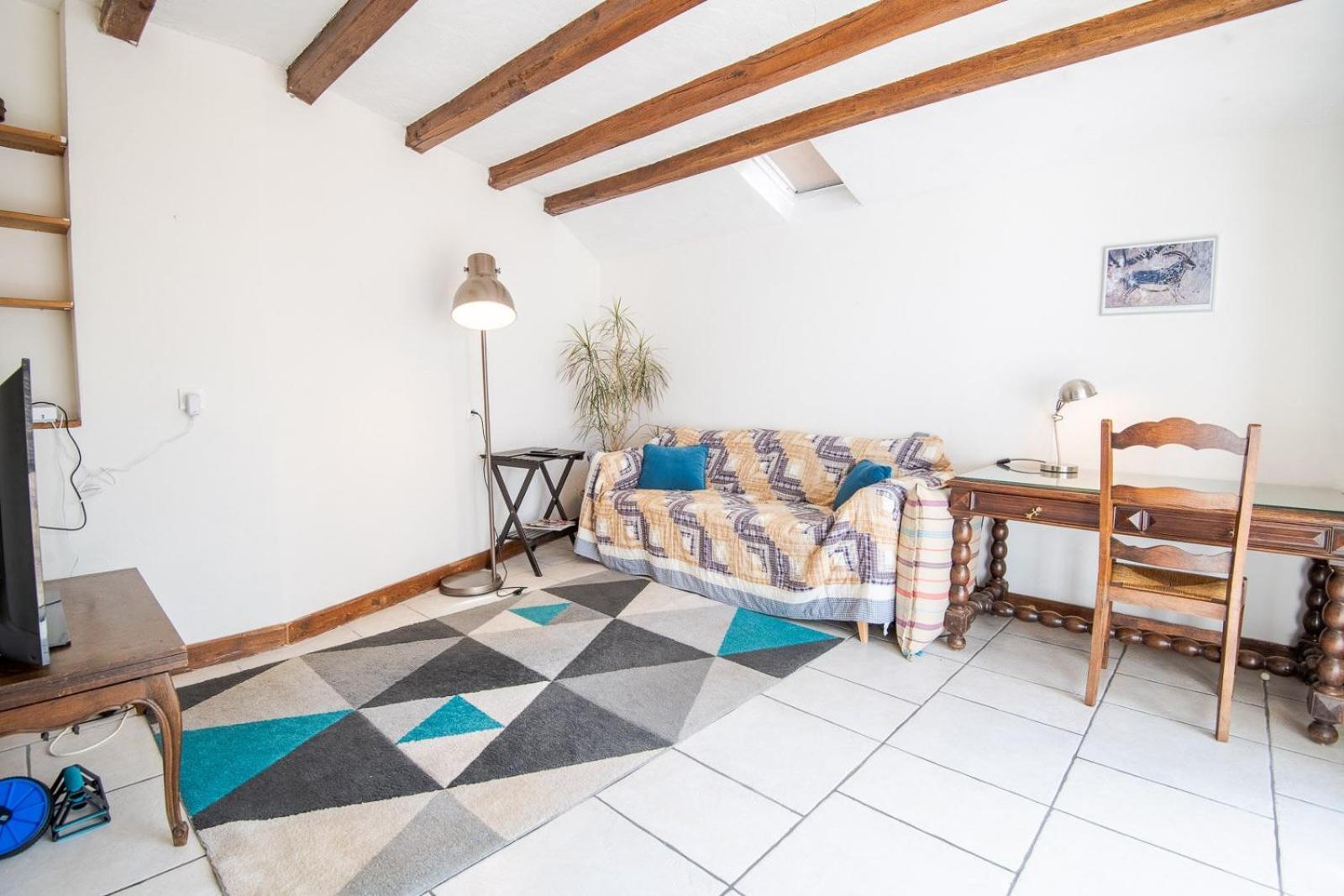 Hotel Le Stalingrad - Saint-Pierre-Des-Corps Esterno foto